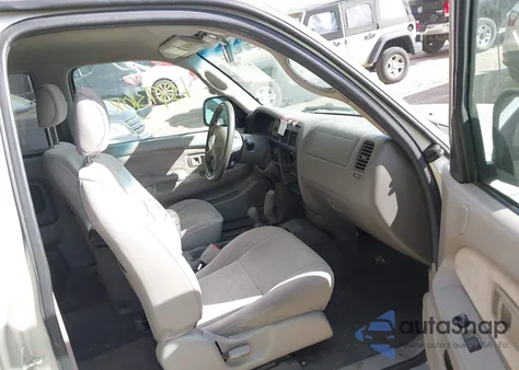 2004 Toyota Tacoma Base V6 from USA, damaged, VIN 5TEWN72N04Z458592